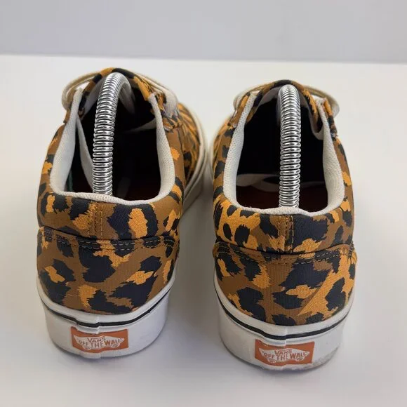 NWOB Vans | Comfycush Old Skool Sneaker - Golden Brown/Golden Glow - 8.5 - Picture 3 of 7